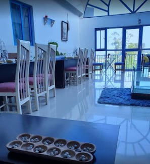 Breakfast, lunch and dinner served - HBC Resort (Kaduna)