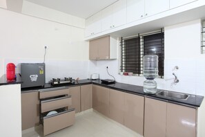 Private kitchen - Qualtems guest House (Bengaluru)