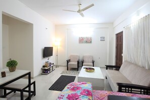 Living area - Qualtems guest House (Bengaluru)