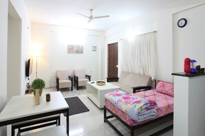 Free WiFi - Qualtems guest House (Bengaluru)