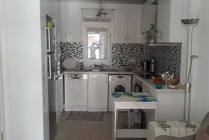 Villa | Private kitchenette | Full-size fridge, stovetop, dishwasher, electric kettle - BO096 by Villaofsummer (Mugla)