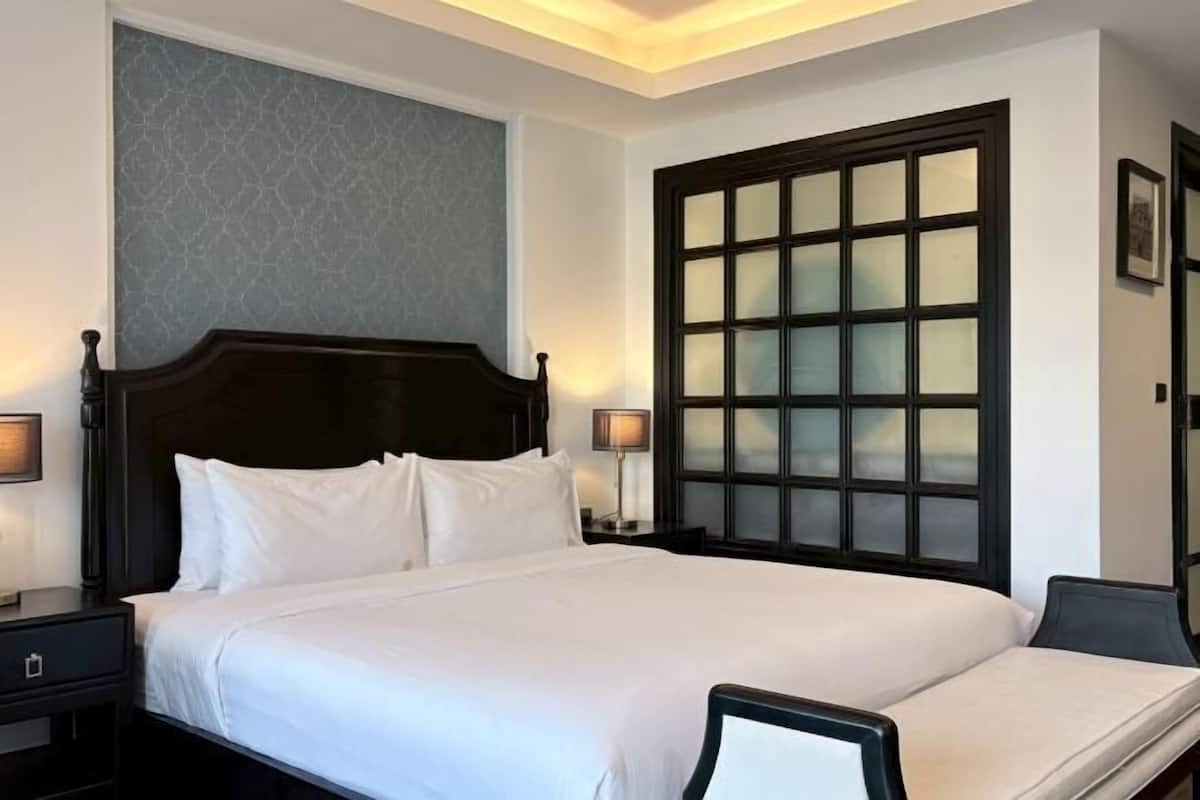 Minibar, sistema de insonorización, wifi gratis y ropa de cama