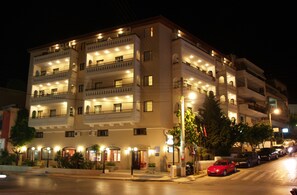 Exterior - ELINA HOTEL APARTMENTS (Rethymno)
