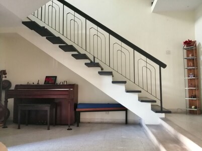 Habitación principal encantadora cerca de MRT Bandar Utama