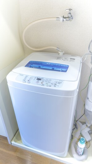 Garden Otsuka 703 | Laundry