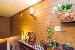 Interior - The Bamboo Moon Palace Shin-Osaka (Osaka)