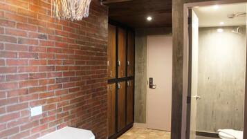 Shower, slippers, bidet, towels