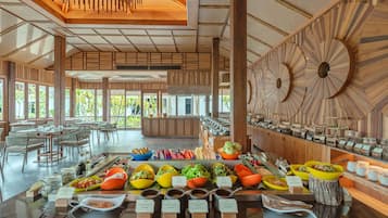 Daily buffet breakfast (THB 700 per person)