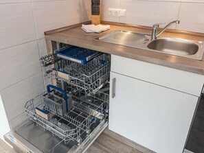 Fridge, microwave, oven, dishwasher