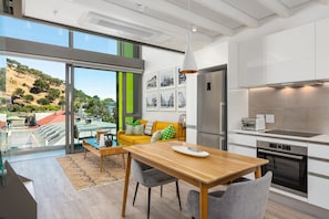 Appartement Luxe | Restauration dans la chambre