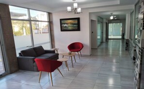 Zona de estar del vestíbulo