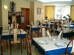 Restaurant - Hostal La Isla (Montijo)