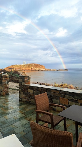 Albatross seaside house