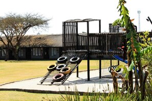 Außen-Kinderspielplatz