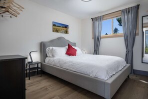 4 habitaciones, tabla de planchar con plancha y wifi gratis 