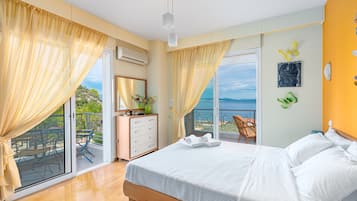 7 bedrooms, iron/ironing board, WiFi, bed sheets