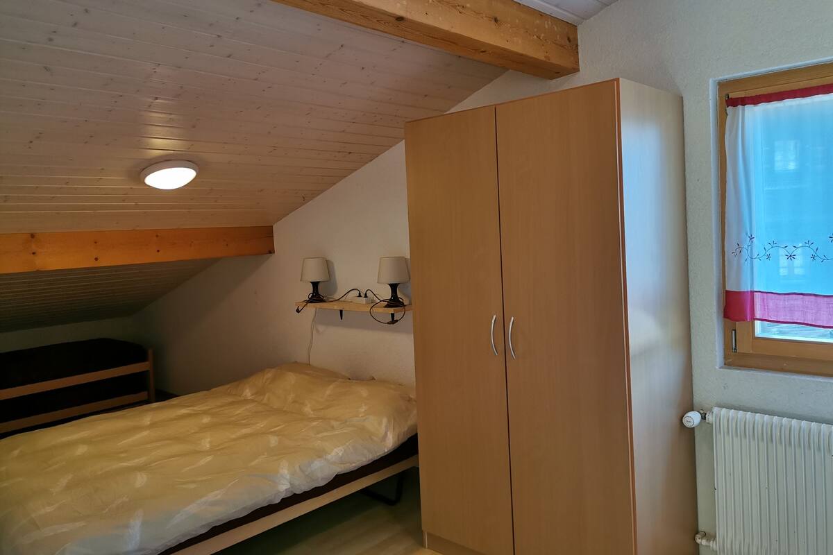 Double Room | Free WiFi, bed sheets