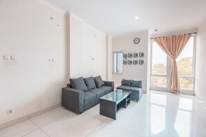 Interior detail - OYO 2364 Cempaka Harapan Indah (Bekasi)