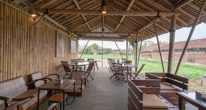 OYO 2380 Alea Guesthouse