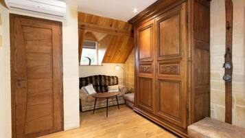 Familjesvit (Cerf) | Vardagsrum | Platt-tv