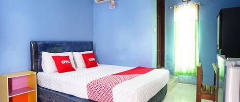 Deluxe Double Room | Desk, free WiFi, bed sheets