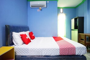 Quarto casal luxo | Escrivaninha, Wi-Fi de cortesia, roupa de cama