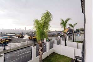 ซูพีเรียอพาร์ทเมนท์, 2 ห้องนอน | วิวสวน