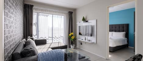 Standard Apartment, 3 Bedrooms | Premium bedding, in-room safe, desk, laptop workspace