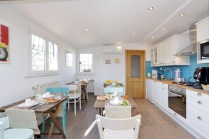 Petit déjeuner buffet compris tous les jours