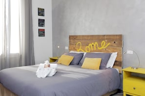 Chambre Double | Literie de qualité supérieure, matelas mémoire de forme, Wi-Fi gratuit