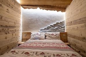 Townhome (Lucia) | 1 bedroom, premium bedding, down duvets, soundproofing