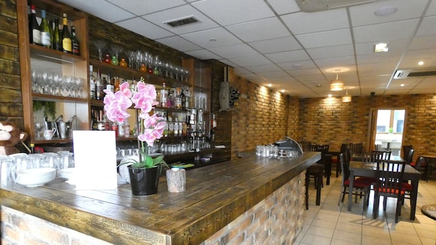 Interior - Hounslow Central Hotel (Hounslow)