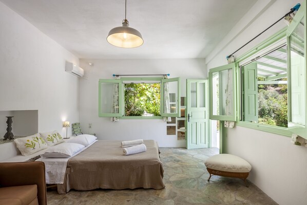 2 bedrooms, free WiFi, bed sheets