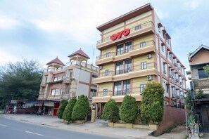 Exterior detail - OYO 2319 Tengkawang Residence (Samarinda)