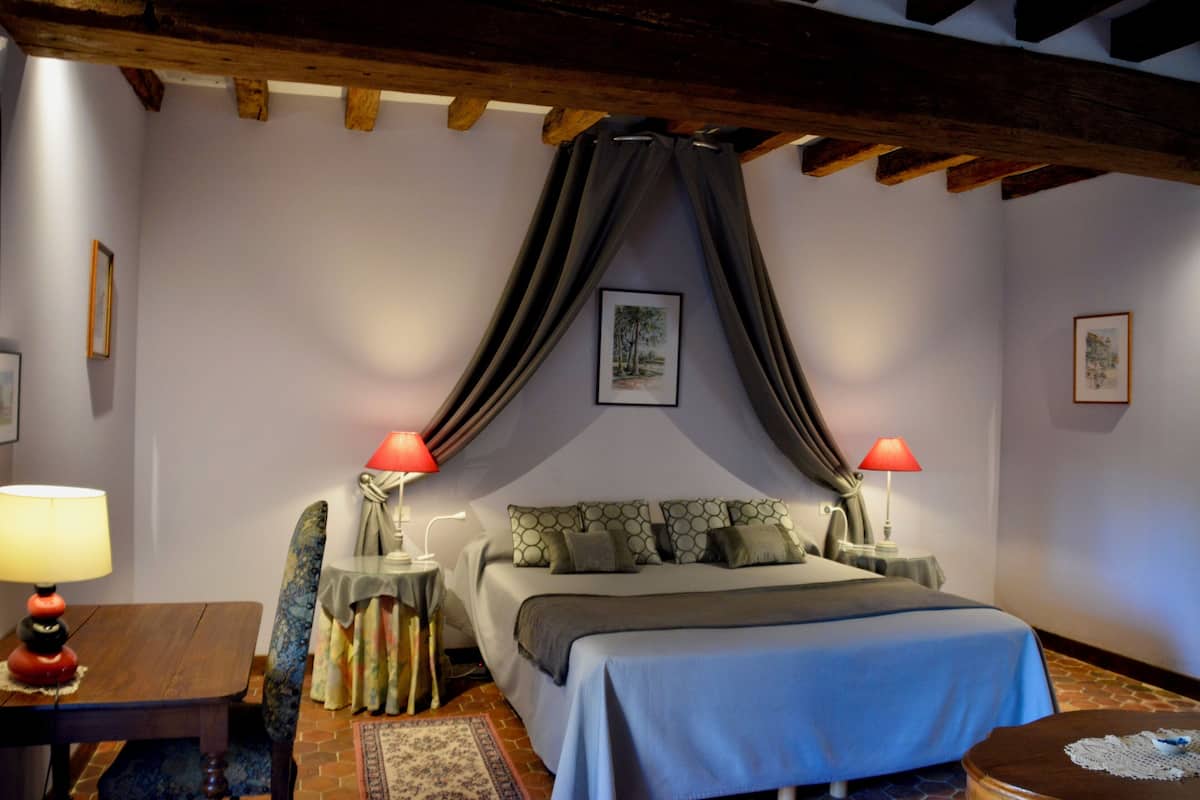 Superior Room (Château Gaillard) | Premium bedding, individually decorated, individually furnished, desk