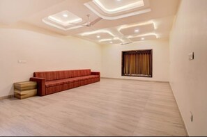 منطقة الجلوس في الردهة