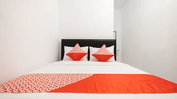 Free WiFi, bed sheets