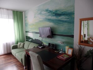 Standard Double Room | Living area