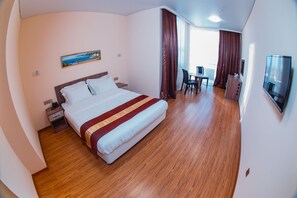 Minibar, desk, laptop workspace, blackout drapes - Atlas Hotel (Astana)