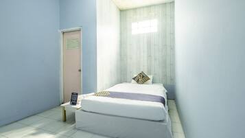 Basic Single Room | Free WiFi