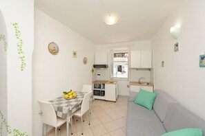Smart TV - The Anchor of Amalfi, located in the very center of Amalfi, just 30 stairs (Amalfi, Provincia di Salerno)