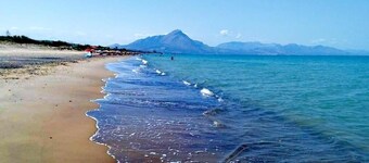TRE NOCI HOUSE: near the sea