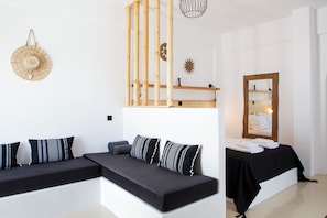 Comfort-Suite, Meerblick | Individuell dekoriert, individuell eingerichtet, schallisolierte Zimmer