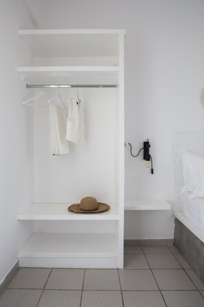 Doppia Standard (A3) | Con stile personalizzato, con arredamento individuale, insonorizzazione