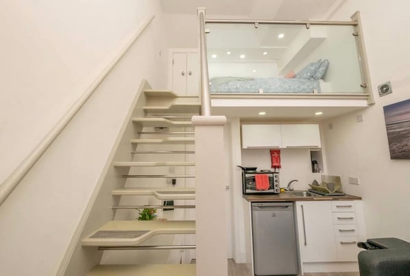 Studio | Oppholdsområde | Flatskjerm-TV