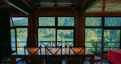 Hidden gem of Hanoi- container house by the lake