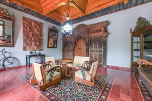 Lobby sitting area - Super OYO Collection O 2383 Andongkoe 64 Salatiga (Salatiga)