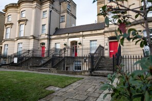 Apartment | Street view - Kings Road (Reading)