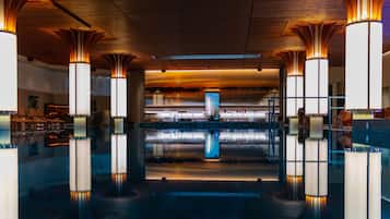 Couples treatment rooms, sauna, hot tub, steam room, body treatments