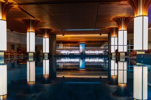Salas de tratamiento para parejas, sauna y tina de hidromasaje 